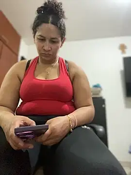 Snapshot of Carola-Ross chatting on 02-27-26, 05:46 Carola-Ross online show from 02-27-26, 05:46