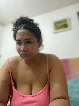 Snapshot of Carola-Ross chatting on 03-08-26, 04:22 Carola-Ross online show from 03-08-26, 04:22