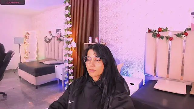 Gaby tay1 online show from 04-28-26, 03:33