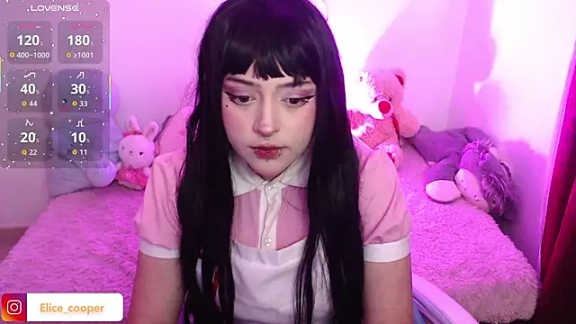 Elice cooper  online show from 10-29-25, 10:17