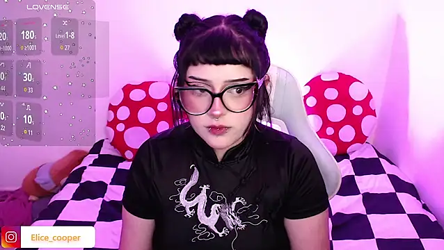 Elice cooper  online show from 11-10-25, 03:38