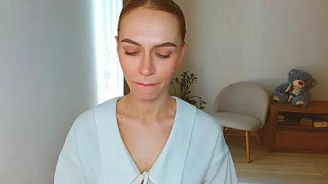 Lady Sunshine  online show from 05-27-26, 07:05