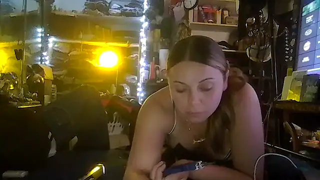 ShysluutGia online show from 03-05-26, 01:51