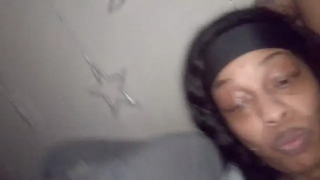 Snapshot of PregnantEbonyGoddess chatting on 03-12-26, 08:09 PregnantEbonyGoddess online show from 03-12-26, 08:09