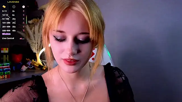 Hisoka akerley online show from 09-09-25, 04:39