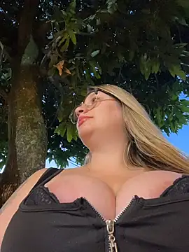 aurora coldd online show from 04-08-26, 11:16