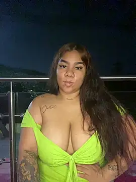 Snapshot of princesa_kim chatting on 02-09-25, 09:05 princesa kim online show from 02-09-25, 09:05