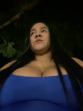 Snapshot of princesa_kim chatting on 02-26-25, 02:37 princesa kim online show from 02-26-25, 02:37