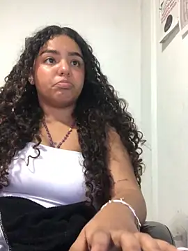 Anitta bell online show from 03-18-25, 03:42