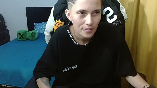 duo peludoo online show from 05-18-26, 03:13