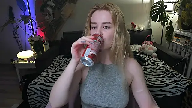 Alexa Pirs online show from 03-08-26, 05:50