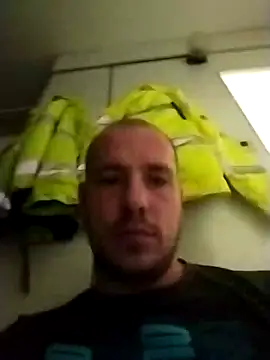 jarous32- online show from 02-15-25, 05:51