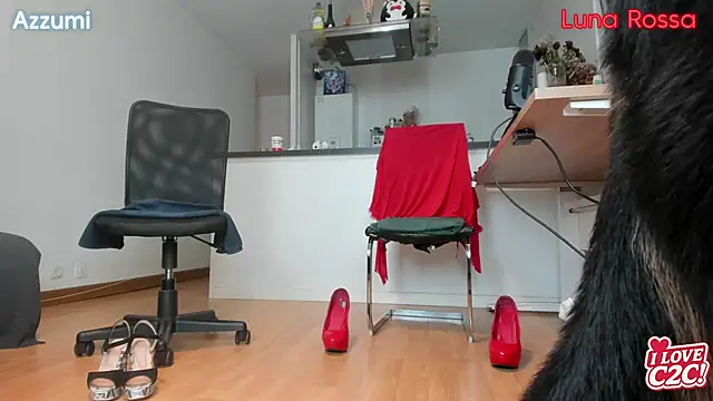 LunaRossaCam online show from 05-19-26, 07:31
