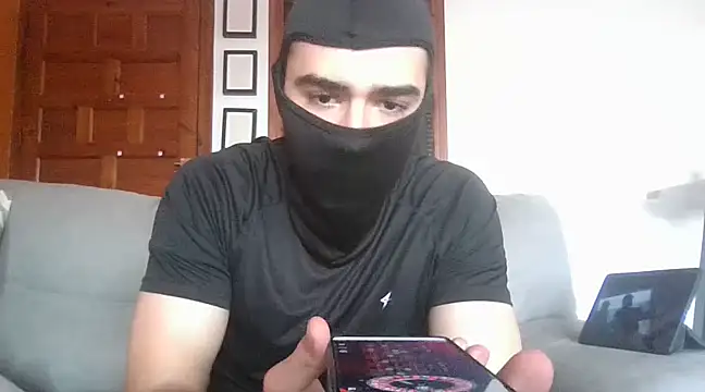 Snapshot of ESCOMOFUC chatting on 02-27-25, 04:21 ESCOMOFUC online show from 02-27-25, 04:21