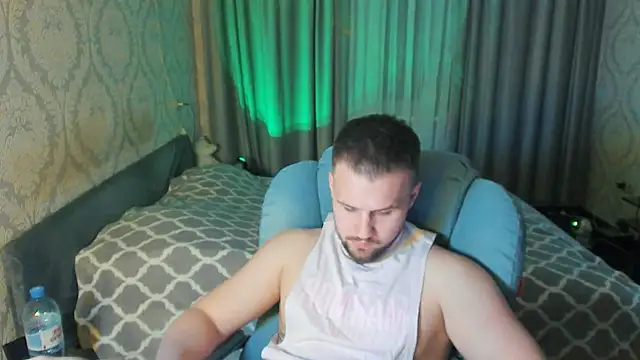 Vladik b online show from 03-23-26, 06:01