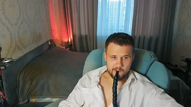 Snapshot of Vladik_b chatting on 05-23-26, 05:50 Vladik b online show from 05-23-26, 05:50