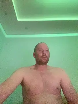 Krzysiekg123 online show from 02-20-26, 10:54