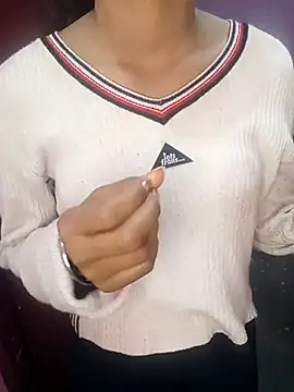 Queen myra1 online show from 02-19-25, 06:43