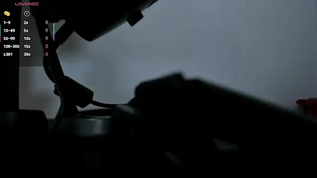 Snapshot of miss___megan chatting on 06-13-26, 02:31 miss megan online show from 06-13-26, 02:31