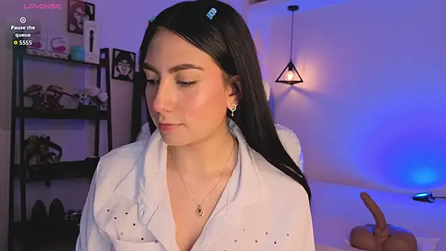 Miller Vanessa  online show from 02-05-26, 08:57