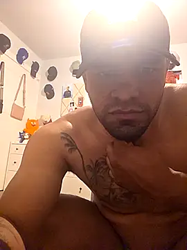 guajiro276565 online show from 04-06-26, 08:43