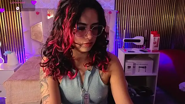 kristen tay online show from 04-07-26, 03:07