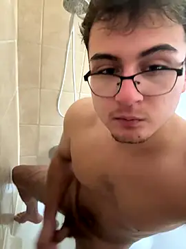 danyh2023 online show from 12-19-25, 05:09