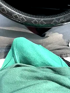 Snapshot of BadboySLR_8899 chatting on 11-14-25, 08:46 BadboySLR 8899 online show from 11-14-25, 08:46