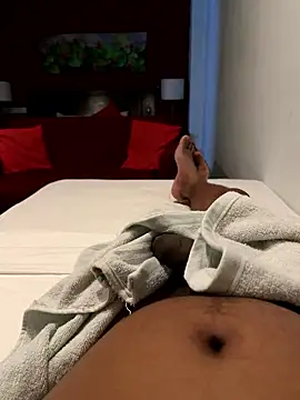 Snapshot of BadboySLR_8899 chatting on 01-08-26, 07:16 BadboySLR 8899 online show from 01-08-26, 07:16