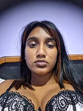 indianpink lips online show from 05-10-26, 05:18