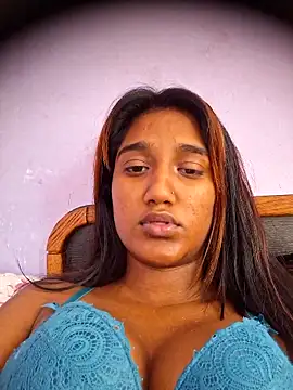 indianpink lips online show from 05-15-26, 12:01