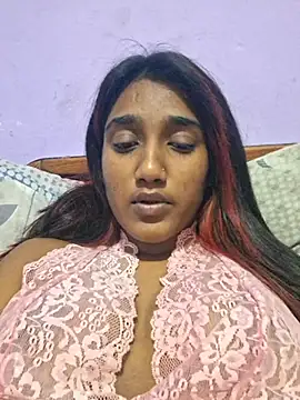 indianpink lips online show from 06-14-26, 05:04