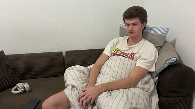 Snapshot of greekmythics chatting on 03-22-26, 07:39 greekmythics online show from 03-22-26, 07:39