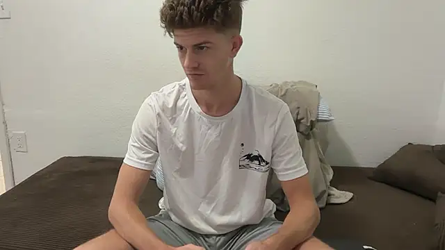 Snapshot of greekmythics chatting on 04-03-26, 11:41 greekmythics online show from 04-03-26, 11:41