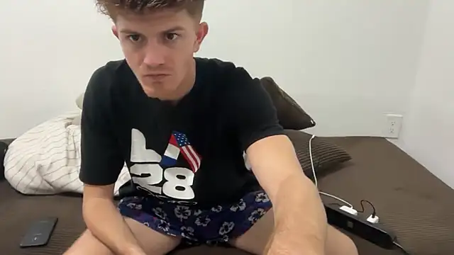 Snapshot of greekmythics chatting on 04-06-26, 08:43 greekmythics online show from 04-06-26, 08:43