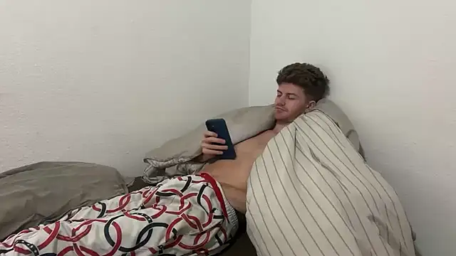 Snapshot of greekmythics chatting on 04-09-26, 06:19 greekmythics online show from 04-09-26, 06:19