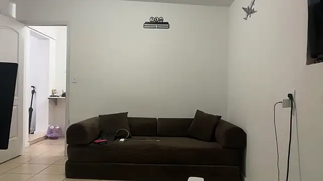 Snapshot of greekmythics chatting on 04-12-26, 01:27 greekmythics online show from 04-12-26, 01:27