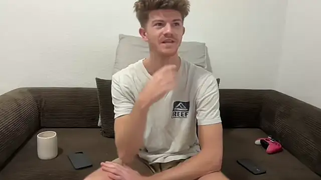 Snapshot of greekmythics chatting on 04-13-26, 09:59 greekmythics online show from 04-13-26, 09:59