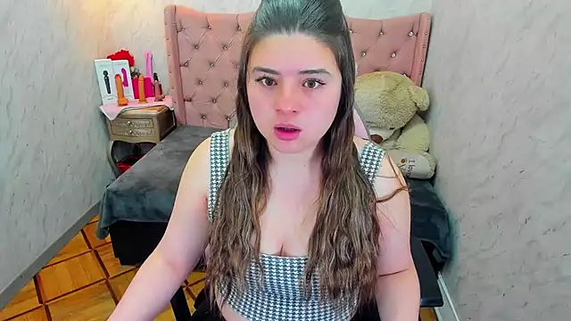 Lianngrace online show from 04-17-26, 02:31