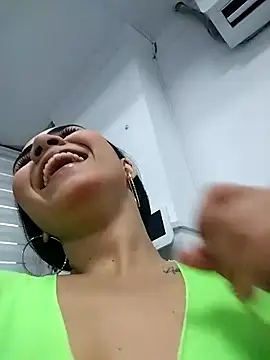 Snapshot of Natty_roberts_ chatting on 03-05-26, 09:44 Natty roberts online show from 03-05-26, 09:44