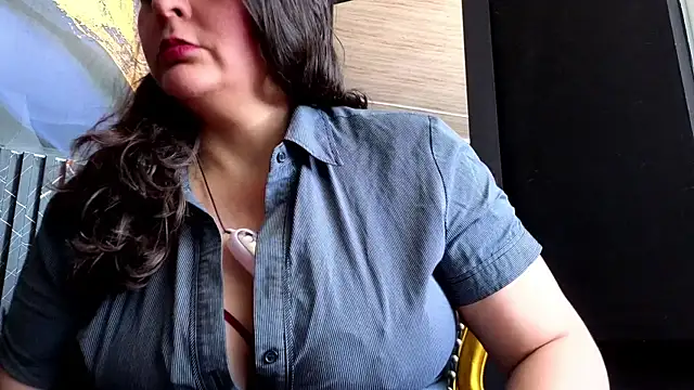 Snapshot of AmandaKovich chatting on 07-14-26, 08:14 AmandaKovich online show from 07-14-26, 08:14