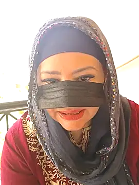 Loly2025 online show from 06-06-26, 12:21