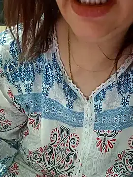 Loly2025 online show from 07-29-26, 05:22