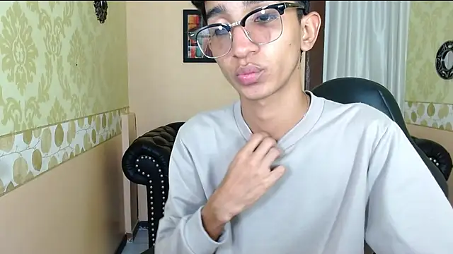 Martin Linares online show from 03-18-25, 01:31