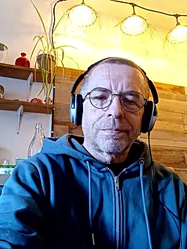 Xavspank2 online show from 01-10-26, 03:03