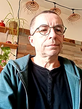 Xavspank2 online show from 03-01-26, 02:41