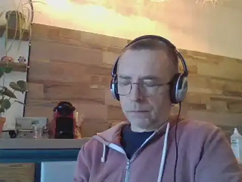 Xavspank2 online show from 03-16-26, 08:29