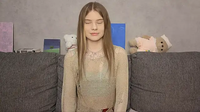 CarolinePepper online show from 05-22-26, 01:28