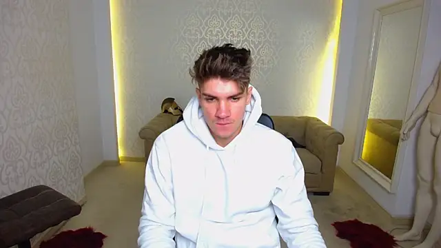 MaxKaiden online show from 01-16-26, 05:22