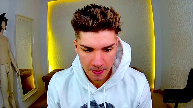 MaxKaiden online show from 02-10-26, 06:17